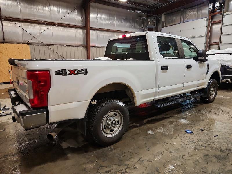Photo 3 from auction – 2017 FORD F250 SUPER with VIN 1FT7W2B65HEC97775