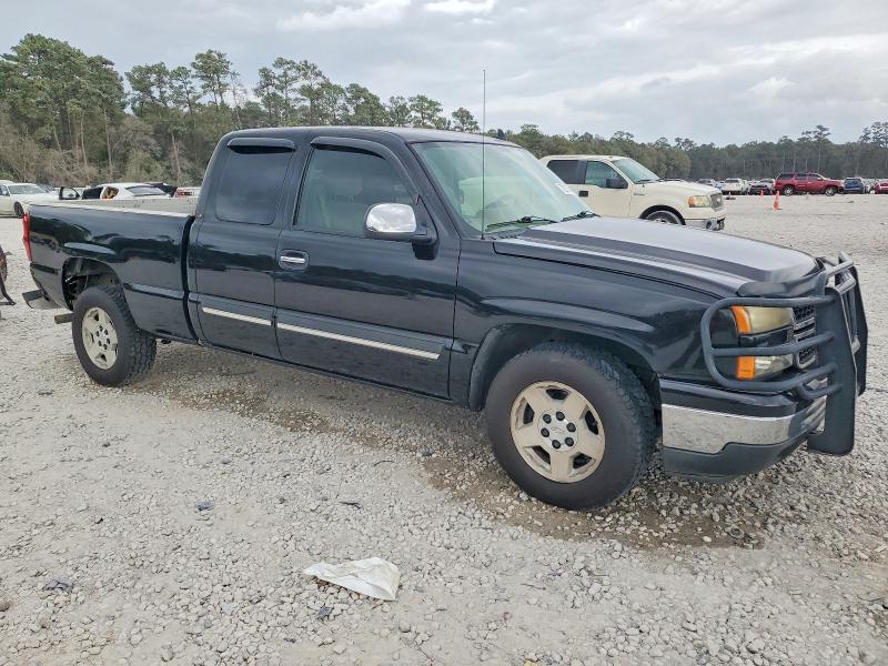 Photo 4 from auction – 2006 CHEVROLET SILVERADO with VIN 2GCEC19V261311959