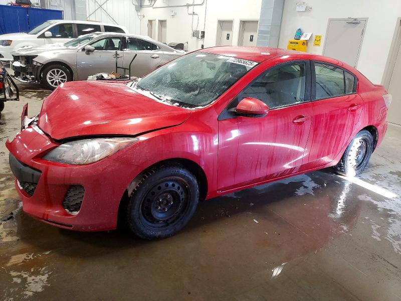 MAZDA 3 I 2013 with VIN JM1BL1UF3D1840665 - Photo from auction