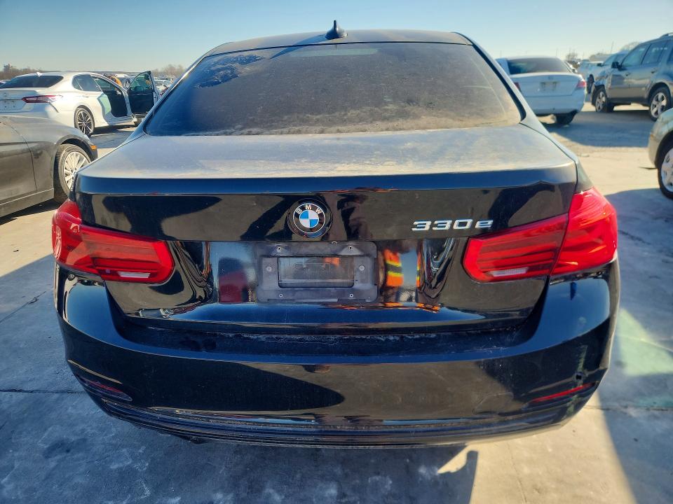 Photo 6 from auction – 2018 BMW 330E with VIN WBA8E1C51JA179983