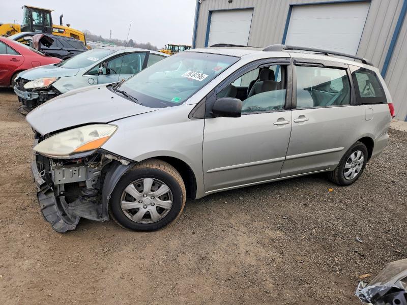 TOYOTA SIENNA CE 2006 with VIN 5TDZA23C26S409998 - Photo from auction