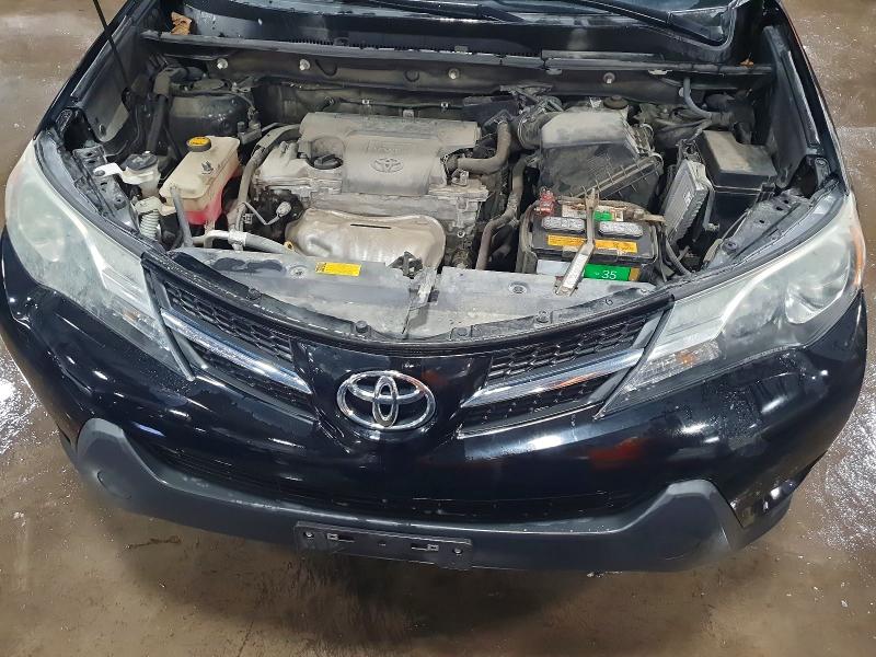 Photo 11 from auction – 2014 TOYOTA RAV4 with VIN 2T3DFREV7EW183375