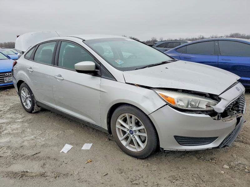 Photo 4 from auction – 2018 FORD FOCUS SE with VIN 1FADP3FE1JL286593
