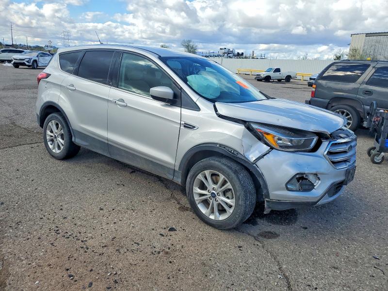 Photo 4 from auction – 2019 FORD ESCAPE with VIN 1FMCU9GDXKUA21007