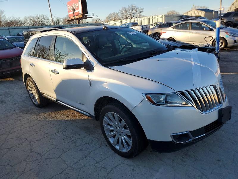Photo 4 from auction – 2013 LINCOLN MKX with VIN 2LMDJ8JK1DBL40842