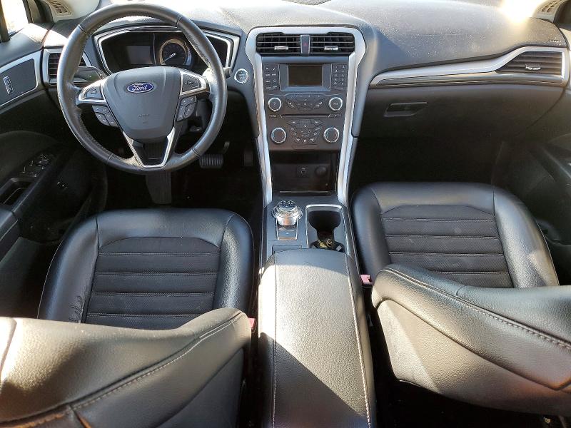 Photo 8 from auction – 2017 FORD FUSION with VIN 3FA6P0LU1HR356219