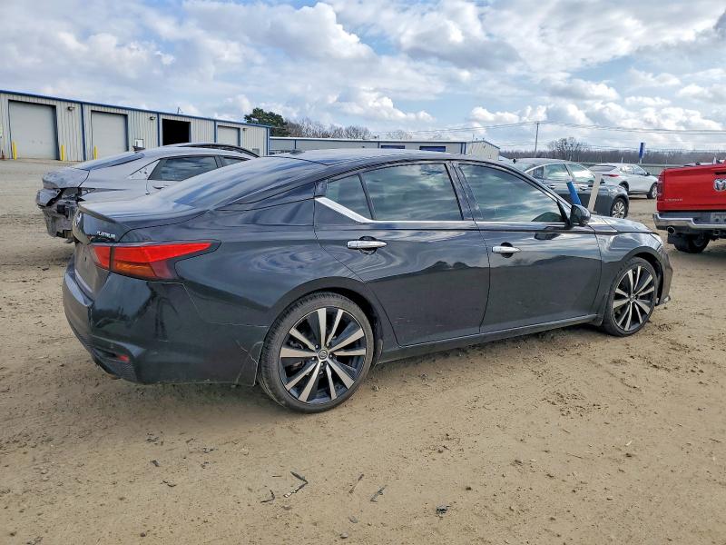 Photo 3 from auction – 2019 NISSAN ALTIMA PLA with VIN 1N4BL4FV4KC105819
