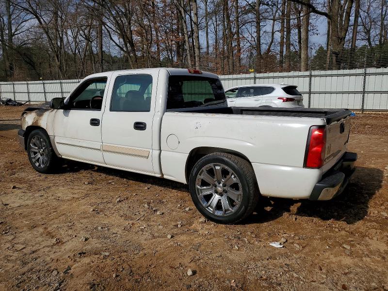 Photo 2 from auction – 2005 CHEVROLET SILVERADO with VIN 2GCEC13TX51185193