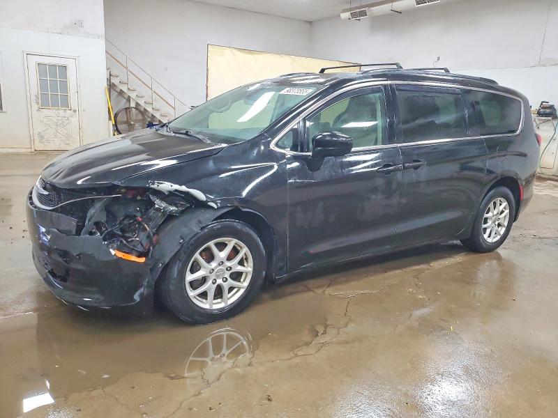 CHRYSLER VOYAGER 2020 with VIN 2C4RC1DG7LR265231 - Photo from auction