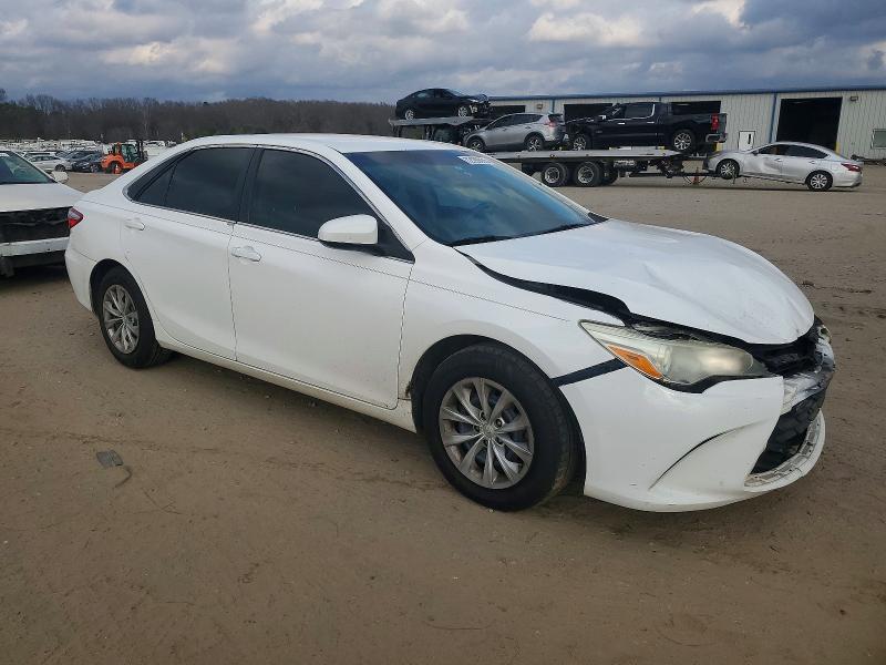 Photo 4 from auction – 2015 TOYOTA CAMRY LE with VIN 4T4BF1FK9FR450285