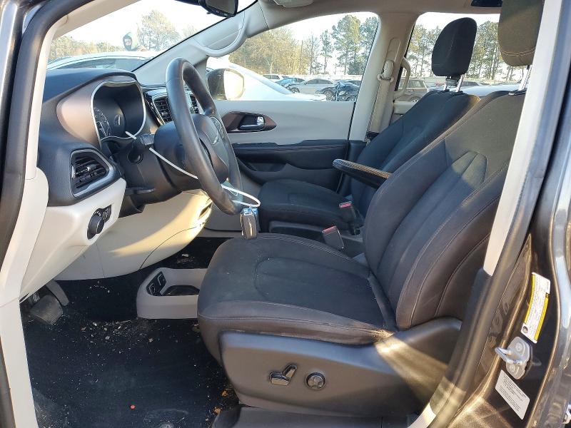Photo 7 from auction – 2017 CHRYSLER PACIFICA T with VIN 2C4RC1DG3HR531688