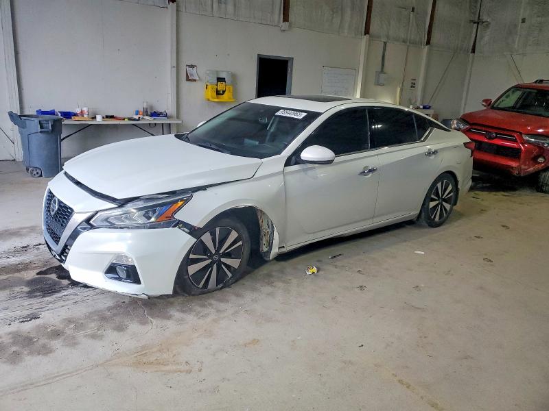 NISSAN ALTIMA 2019 with VIN 1N4BL4DV0KC156270 - Photo from auction