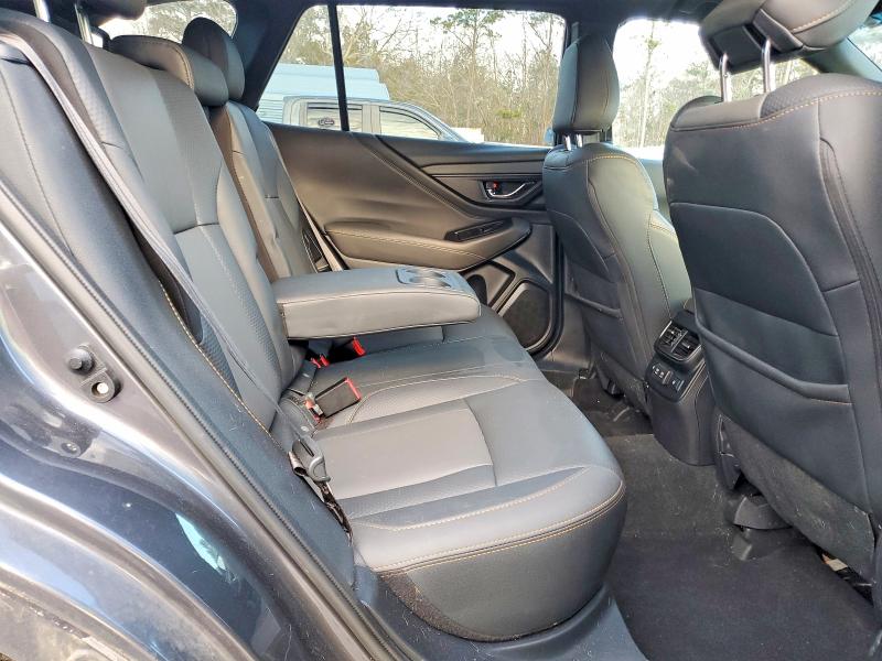Photo 10 from auction – 2022 SUBARU OUTBACK with VIN 4S4BTGUD2N3135648