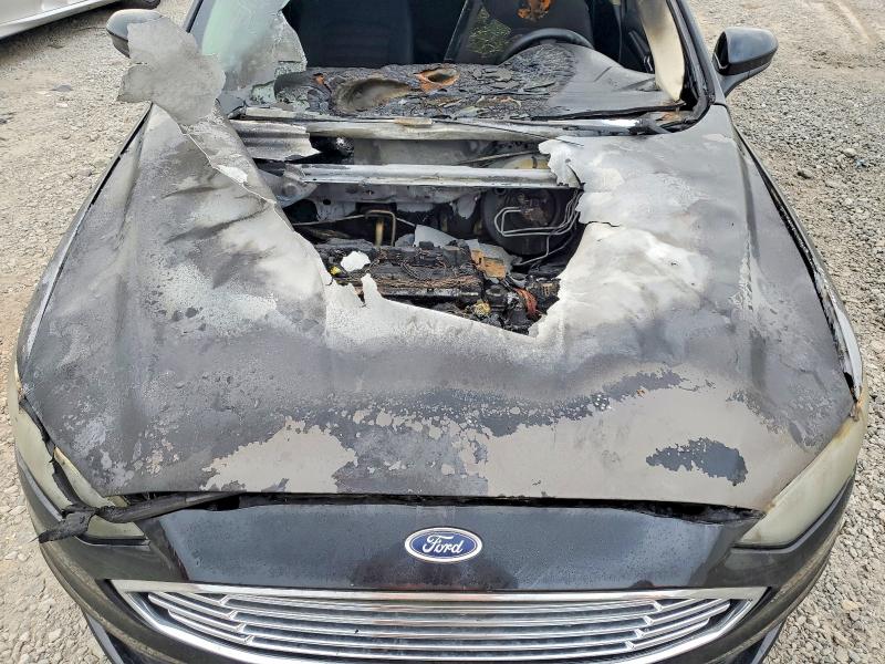 Photo 11 from auction – 2017 FORD FUSION SE with VIN 3FA6P0H72HR332448