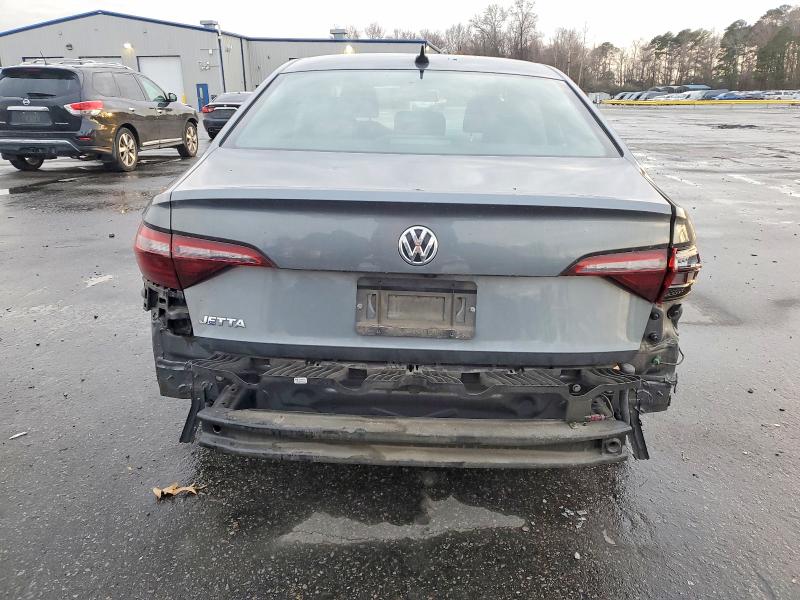 Photo 6 from auction – 2020 VOLKSWAGEN JETTA with VIN 3VWC57BU5LM077680