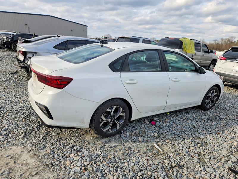 Photo 3 from auction – 2021 KIA FORTE FE with VIN 3KPF24AD9ME314563