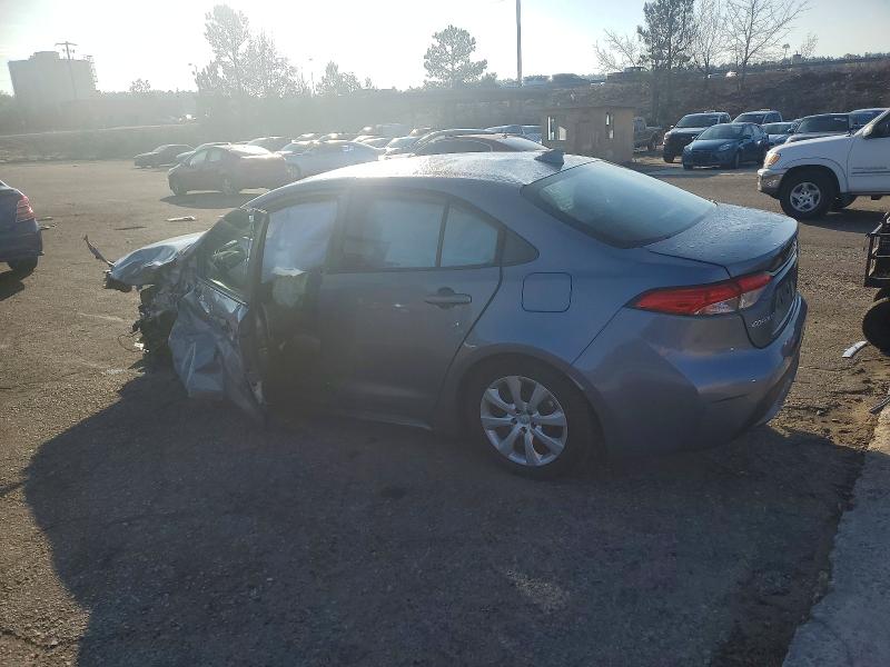 Photo 2 from auction – 2022 TOYOTA COROLLA LE with VIN 5YFEPMAE9NP292084