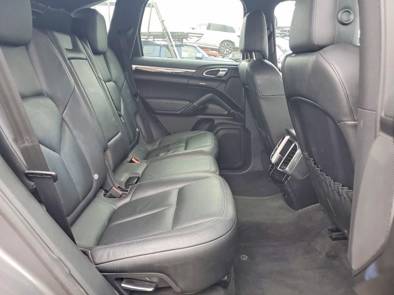 Photo 11 from auction – 2011 PORSCHE CAYENNE with VIN WP1AA2A29BLA02584