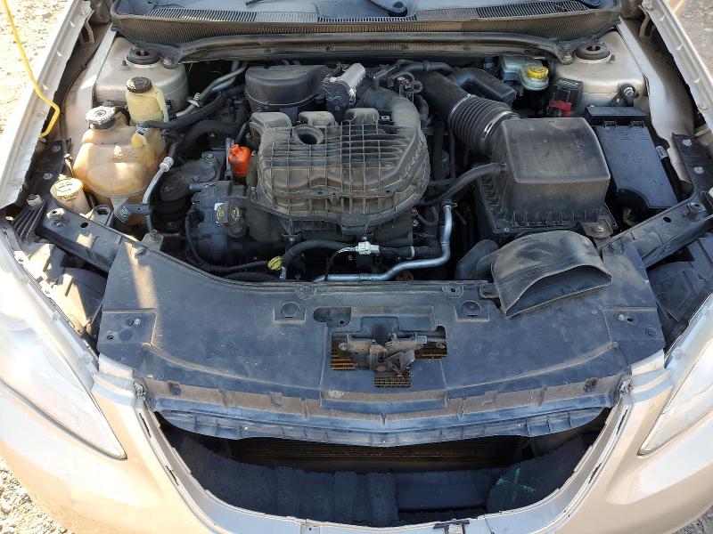 Photo 11 from auction – 2013 CHRYSLER 200 TOURIN with VIN 1C3CCBBG7DN704249
