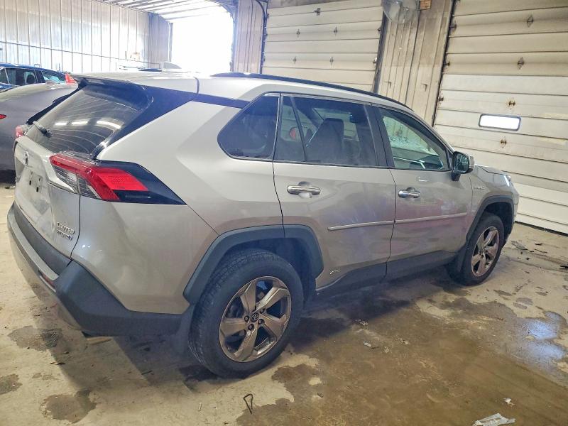 Photo 3 from auction – 2019 TOYOTA RAV4 LIMIT with VIN 2T3DWRFVXKW011352