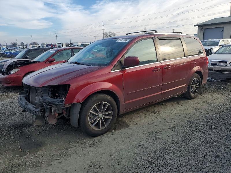 DODGE GRAND CARAVAN 2017 with VIN 2C4RDGCG6HR671624 - Photo from auction