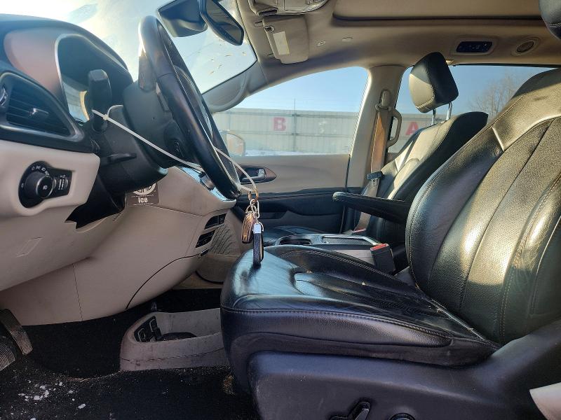 Photo 7 from auction – 2019 CHRYSLER PACIFICA with VIN 2C4RC1EG2KR506285