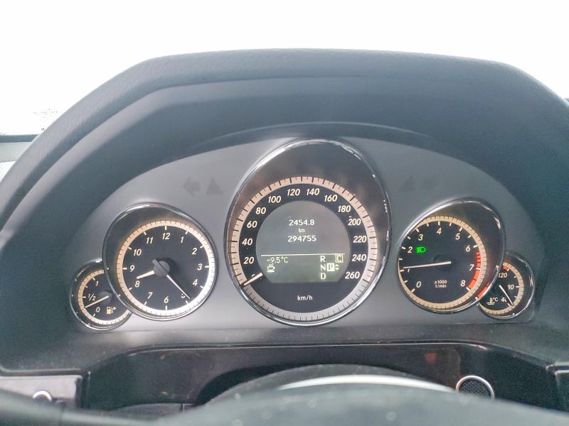 Photo 9 from auction – 2010 MERCEDES-BENZ E 350 4MAT with VIN WDDHF8HB6AA086308