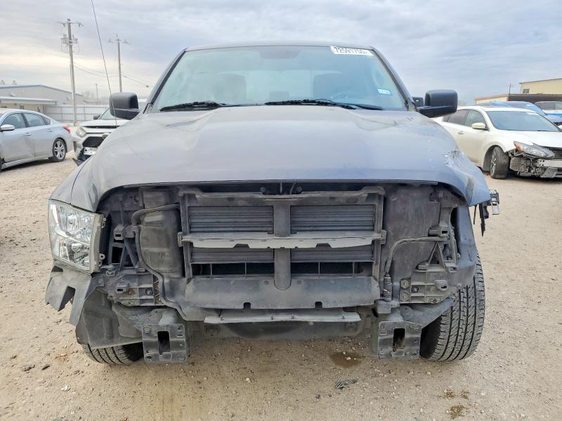 صورة رقم 5 من المزاد - 2015 RAM 1500 ST مع VIN 1C6RR6FG9FS669344