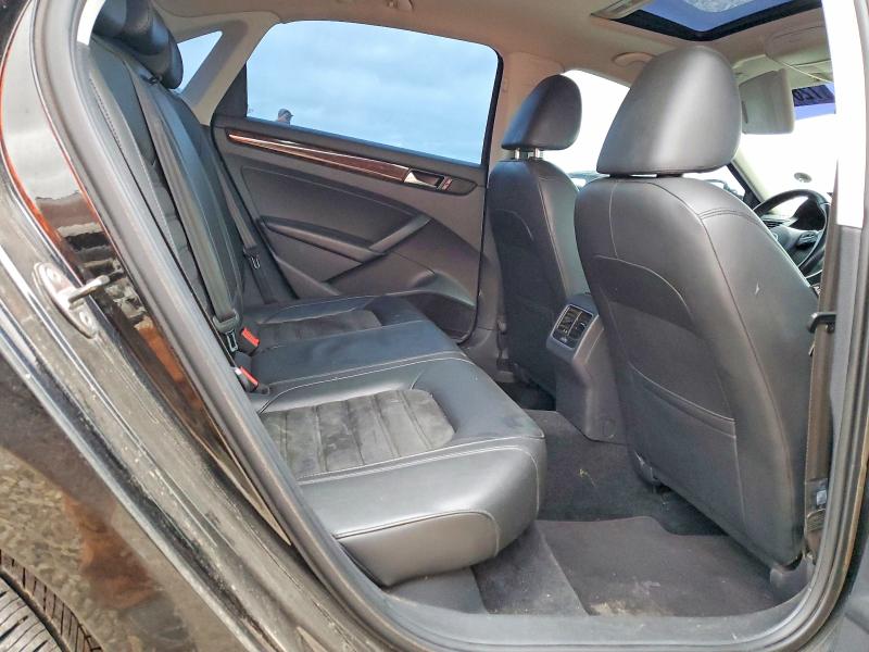 Photo 10 from auction – 2013 VOLKSWAGEN PASSAT SEL with VIN 1VWCN7A38DC056284