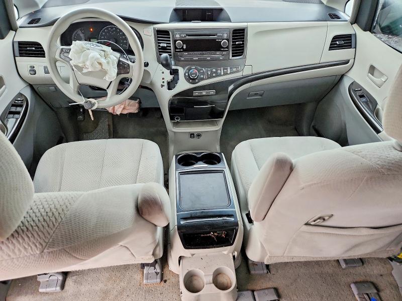 Photo 8 from auction – 2013 TOYOTA SIENNA with VIN 5TDKK3DC0DS364768