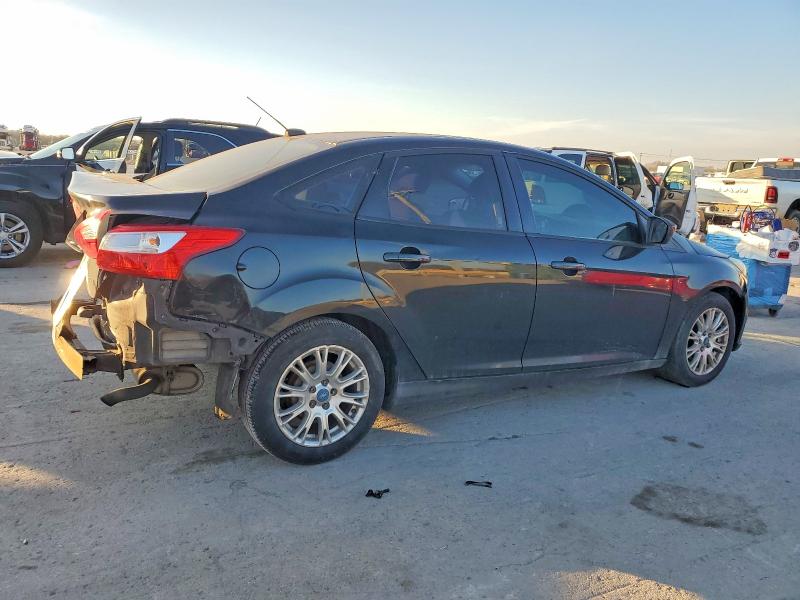 Photo 3 from auction – 2012 FORD FOCUS SE with VIN 1FAHP3F25CL115520