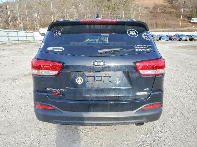 Photo 6 from auction – 2016 KIA SORENTO LX with VIN 5XYPGDA59GG006010