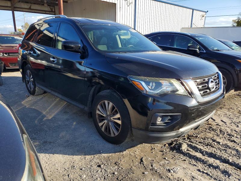 Photo 4 from auction – 2017 NISSAN PATHFINDER with VIN 5N1DR2MN0HC637646