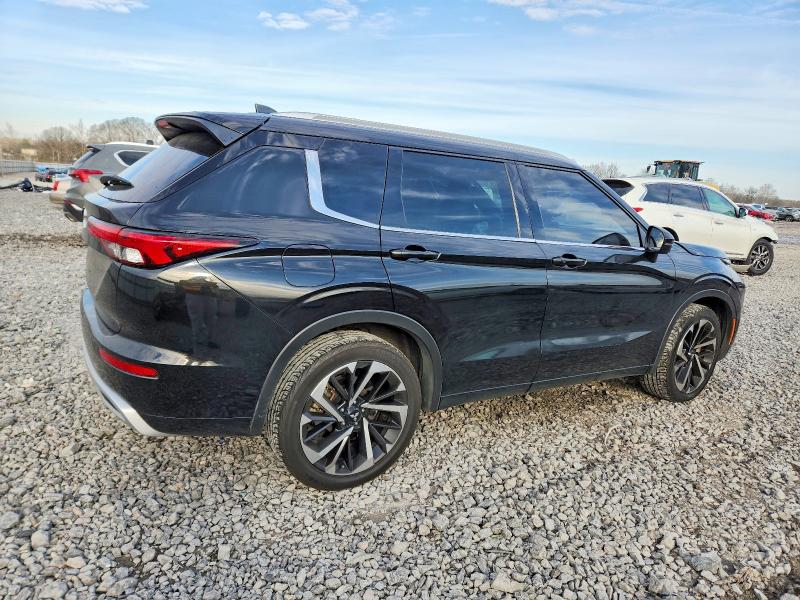 Photo 3 from auction – 2022 MITSUBISHI OUTLANDER with VIN JA4J3VA83NZ073860