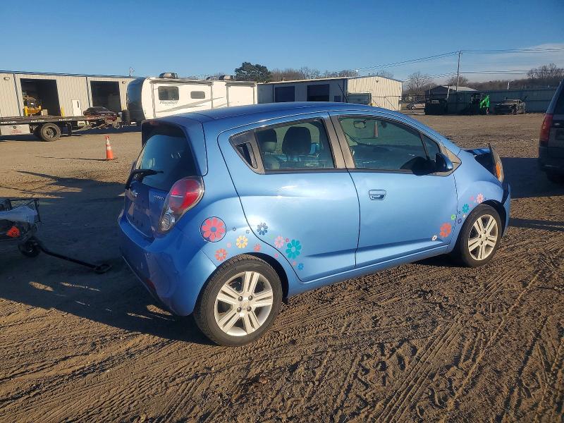 Photo 3 from auction – 2014 CHEVROLET SPARK with VIN KL8CD6S97EC427867
