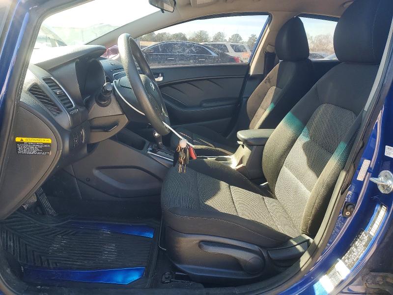 Photo 7 from auction – 2017 KIA FORTE LX with VIN 3KPFK4A79HE065925
