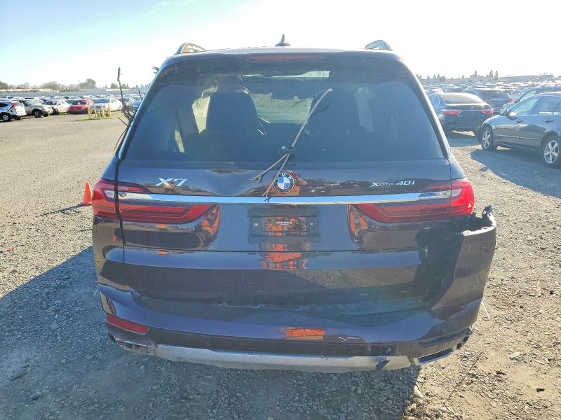 Photo 6 from auction – 2022 BMW X7 XDRIVE4 with VIN 5UXCW2C08N9M59250