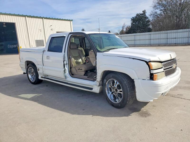 Photo 4 from auction – 2006 CHEVROLET SILVERADO with VIN 2GCEC13Z661336200