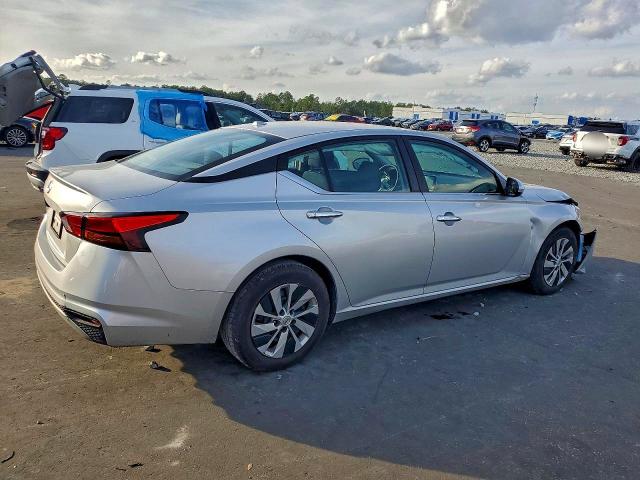 Photo 3 from auction – 2020 NISSAN ALTIMA S with VIN 1N4BL4BV2LC130788