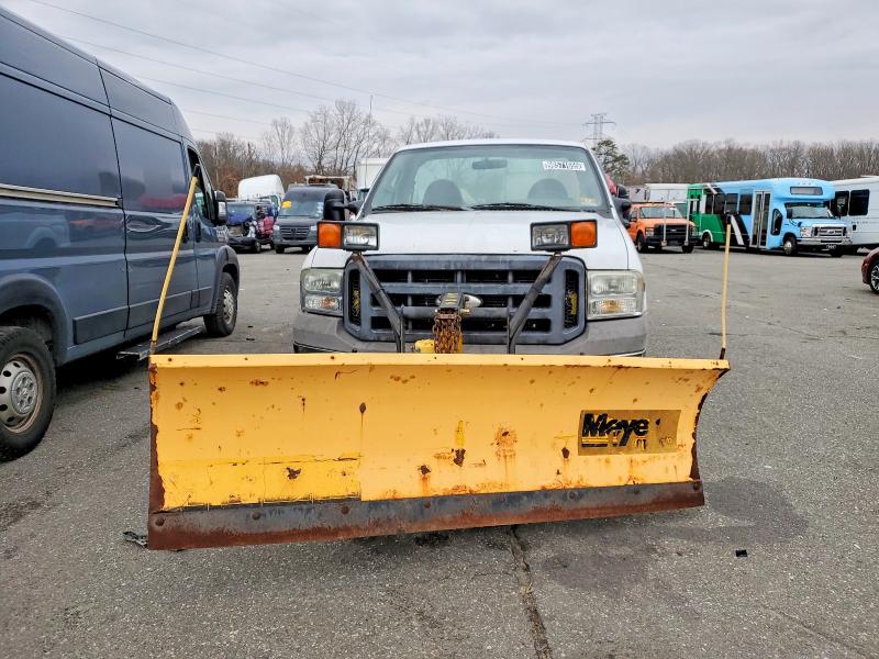 Photo 5 from auction – 2005 FORD F250 SUPER with VIN 1FTNF215X5ED32547