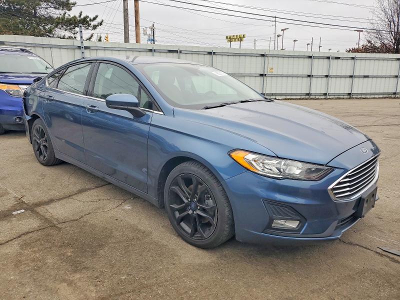 Photo 4 from auction – 2019 FORD FUSION SE with VIN 3FA6P0HD2KR196044