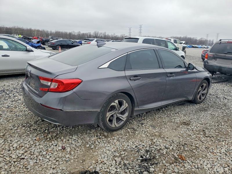 Photo 3 from auction – 2018 HONDA ACCORD with VIN 1HGCV1F6XJA016901