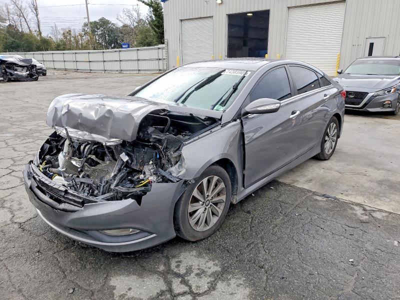 HYUNDAI SONATA 2014 with VIN 5NPEC4ACXEH825342 - Photo from auction