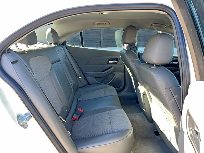 Photo 6 from auction – 2015 CHEVROLET MALIBU 2LT with VIN 1G11D5SL4FF210287