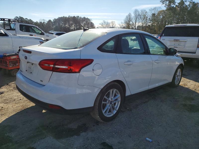 Photo 3 from auction – 2016 FORD FOCUS SE with VIN 1FADP3F26GL242331