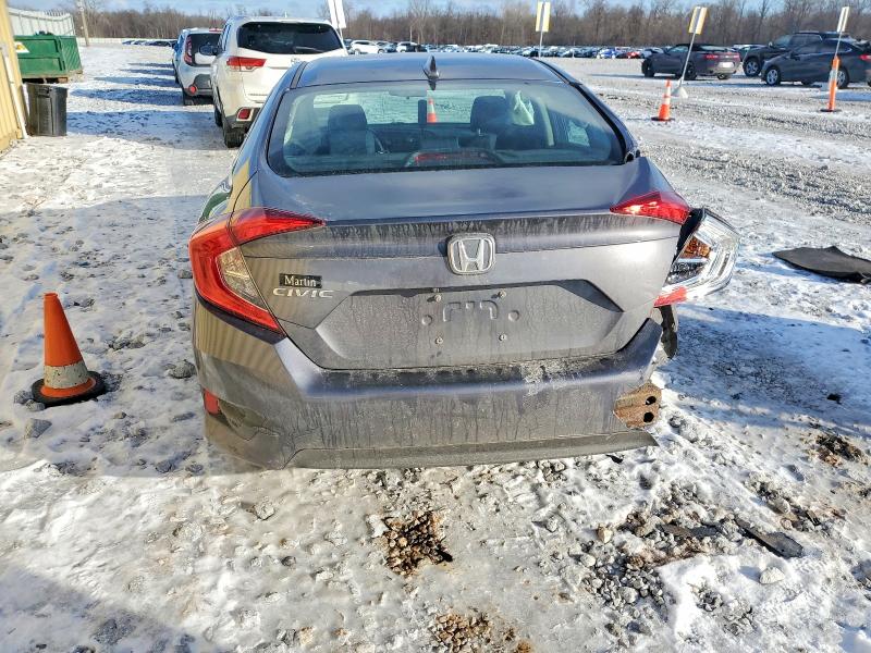 Photo 6 from auction – 2018 HONDA CIVIC with VIN 2HGFC2F72JH551448
