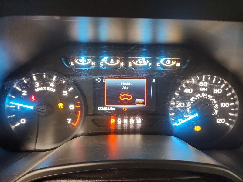 Photo 9 from auction – 2018 FORD F150 with VIN 1FTMF1E5XJKF23767