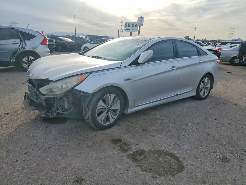 HYUNDAI SONATA HYB 2013 with VIN KMHEC4A41DA069250 - Photo from auction