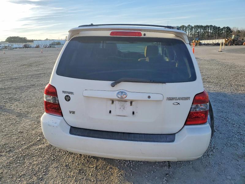 Photo 6 from auction – 2004 TOYOTA HIGHLANDER with VIN JTEDP21A740027150