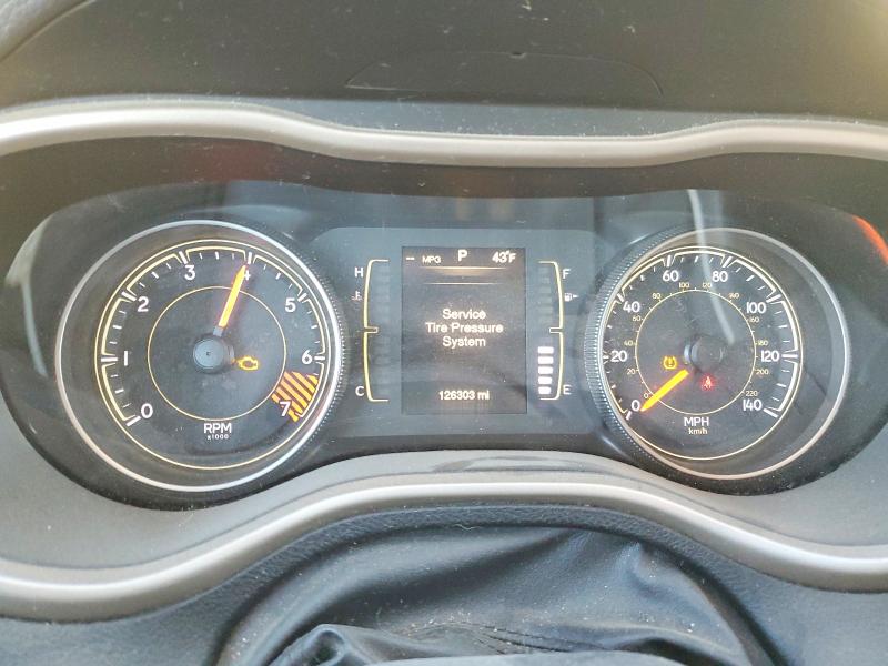 Photo 9 from auction – 2015 JEEP CHEROKEE L with VIN 1C4PJLCB2FW628674